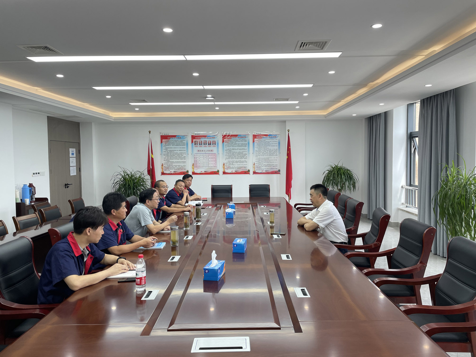 集團(tuán)公司黨委委員、總工程師周俊到公司調(diào)研 